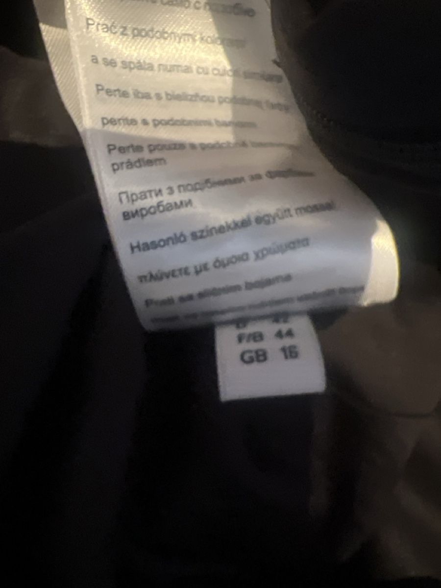 Madeleine Vestiti: Elegantes schwarzes Kleid Gr. 42 – Nuovo (secondo la descrizione) da Uetikon am See venduto da Sarahm76 5