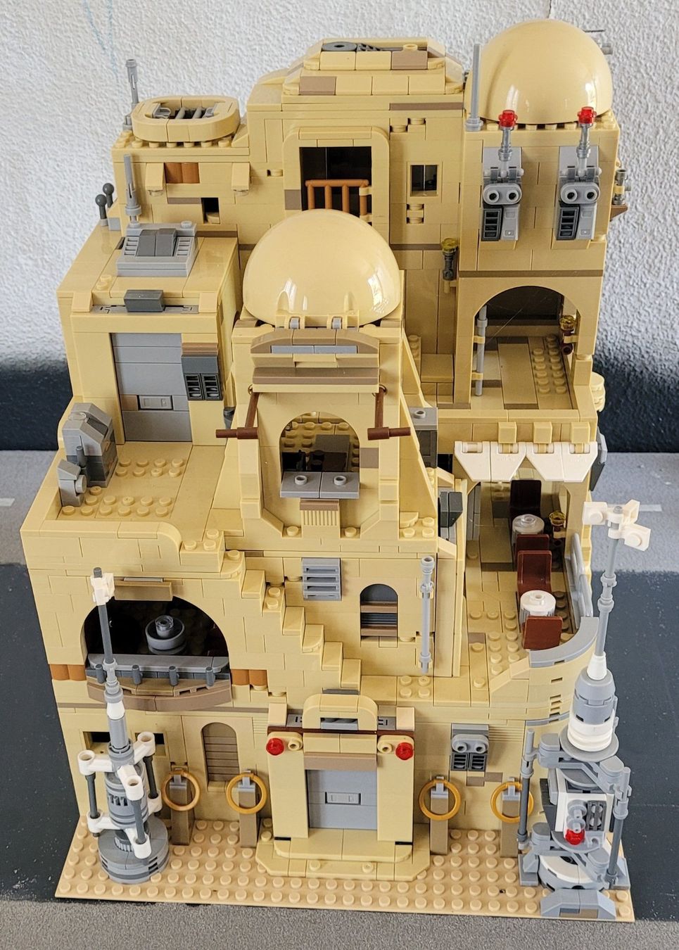 Kit di costruzioni: Mos Eisley Cantina Modular Building – Usato da Etziken venduto da DAS__FRAGEZEICHEN