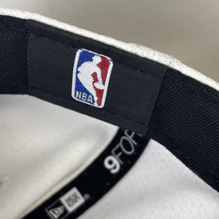 New Era Copricapi, berretti & cappellini: Casquette New Era Los Angeles Lakers blanche, comme neuf! – Usato da Genève venduto da MonPucier 6