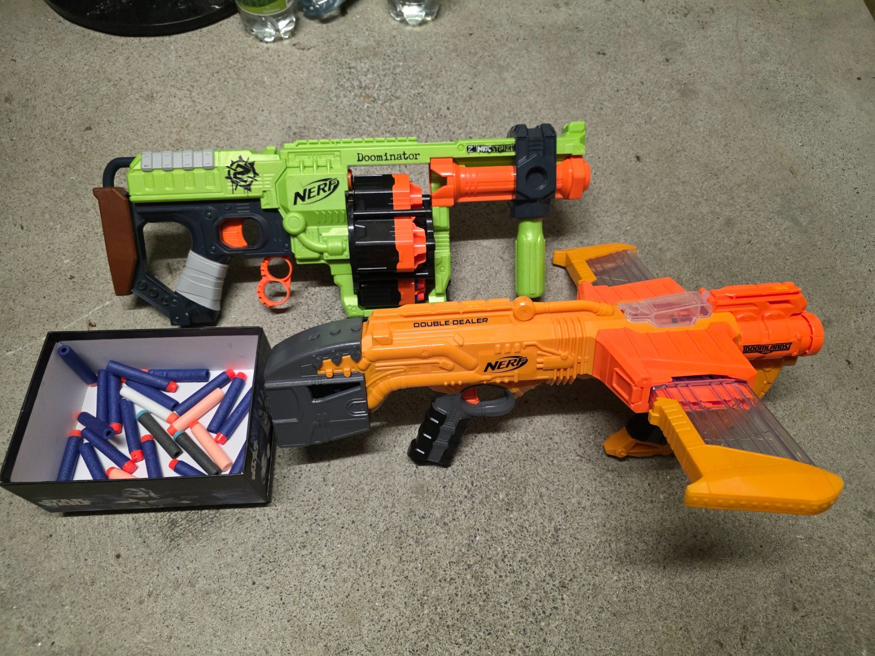 Nerf Giocattoli: 2er Set NERF Blaster: Shotgun Trommel-Blaster + ca. 40 Darts – Usato da Badäl venduto da RYzeR9980X4D