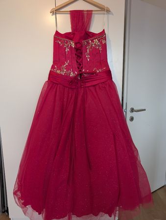 Rosa / Pinkes Ballkleid Grösse 18 (48), neuwertig!