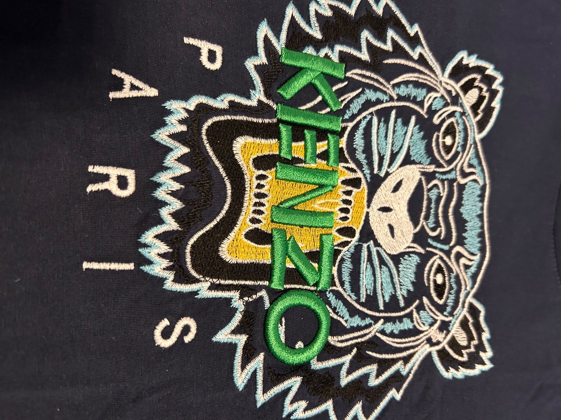 Kenzo T-shirt: Kenzo T-Shirt – Usato da Bern venduto da floorball_zoro 1
