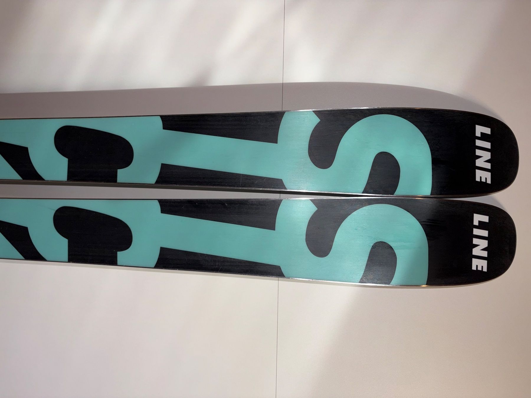 Sci: Line Sick Day 104 Ski – Usato da Visperterminen venduto da lgresell 9