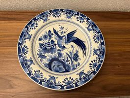 Grosse Wandteller Delft. Handbemalt & signiert. 35cm