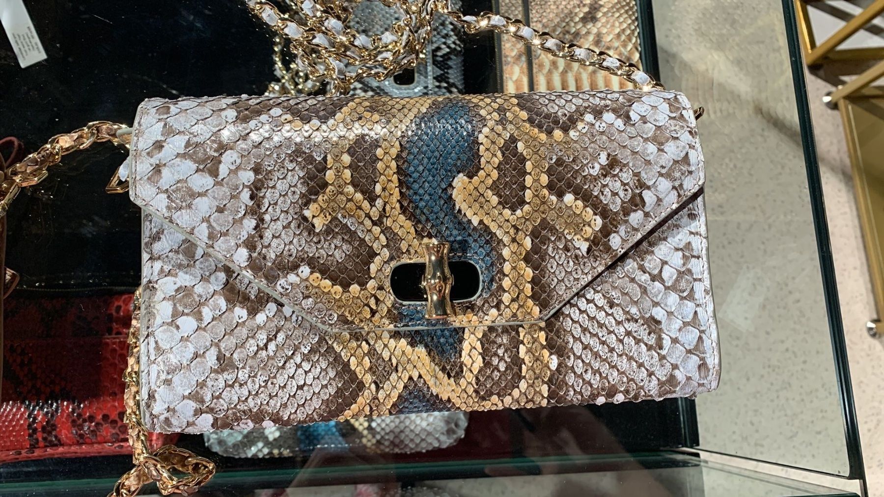 Sonstige Kleidung & Accessoires: Rare Genuine Python Leather Bag | Vintage Editorial Piece – Gebraucht aus Zürich von Curated.Chapters