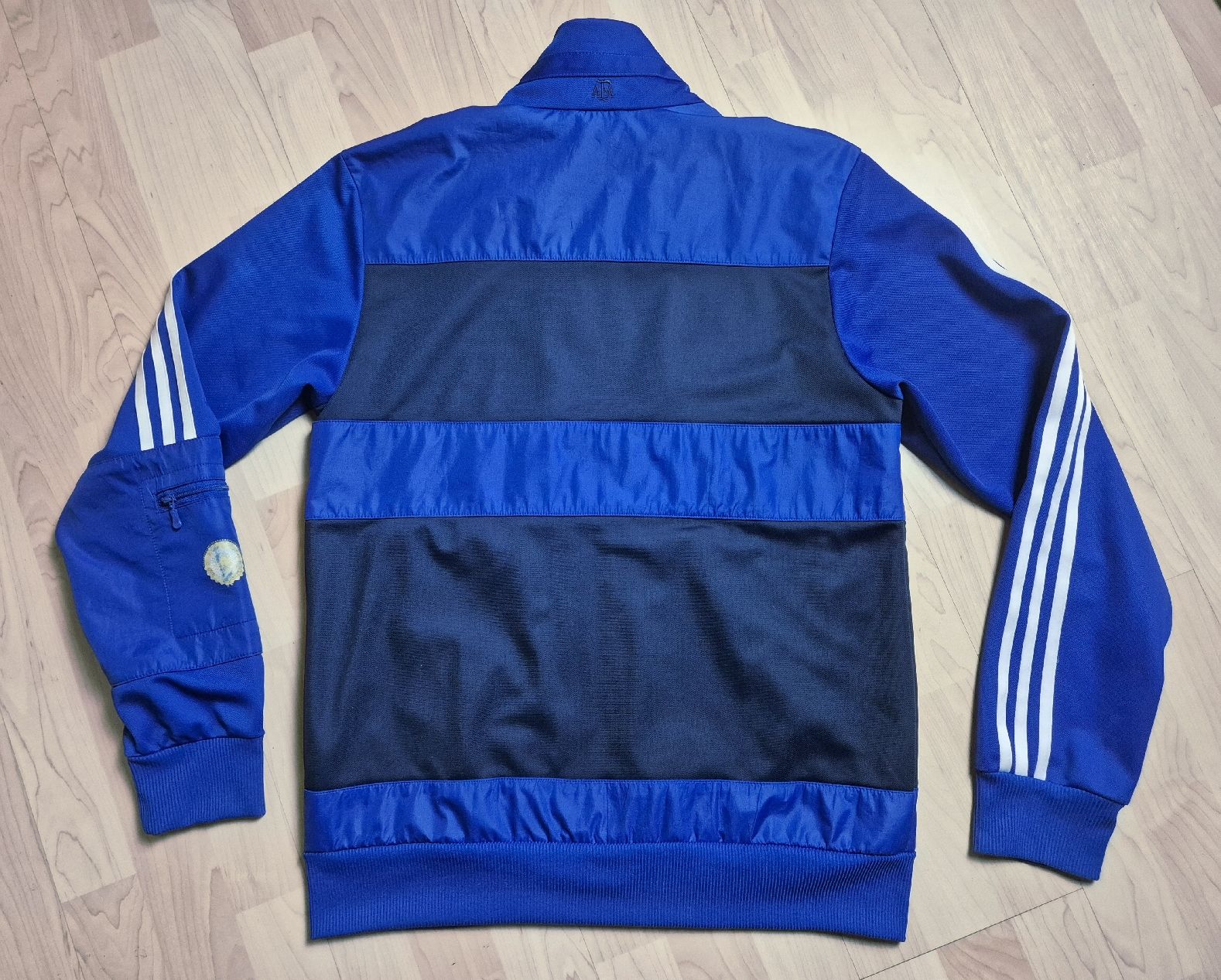 Adidas Jacken: Adidas 2010 Argentinien Track Jacke Grösse M – Gebraucht aus St. Gallen von CaliSunshine 1