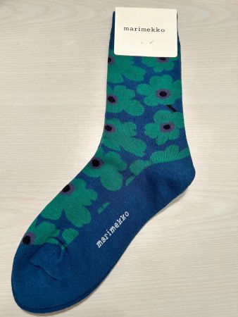 Marimekko socks pop-up flower print