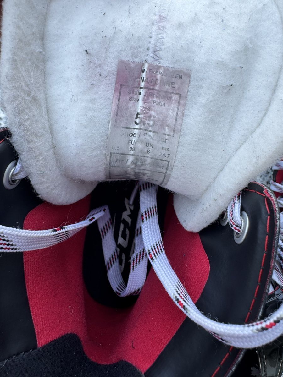 Ccm Pattini da ghiaccio: CCM JetSpeed FT 475 Schlittschuhe Grösse 5.5  – Usato da Horriwil venduto da kreidlerkari 9