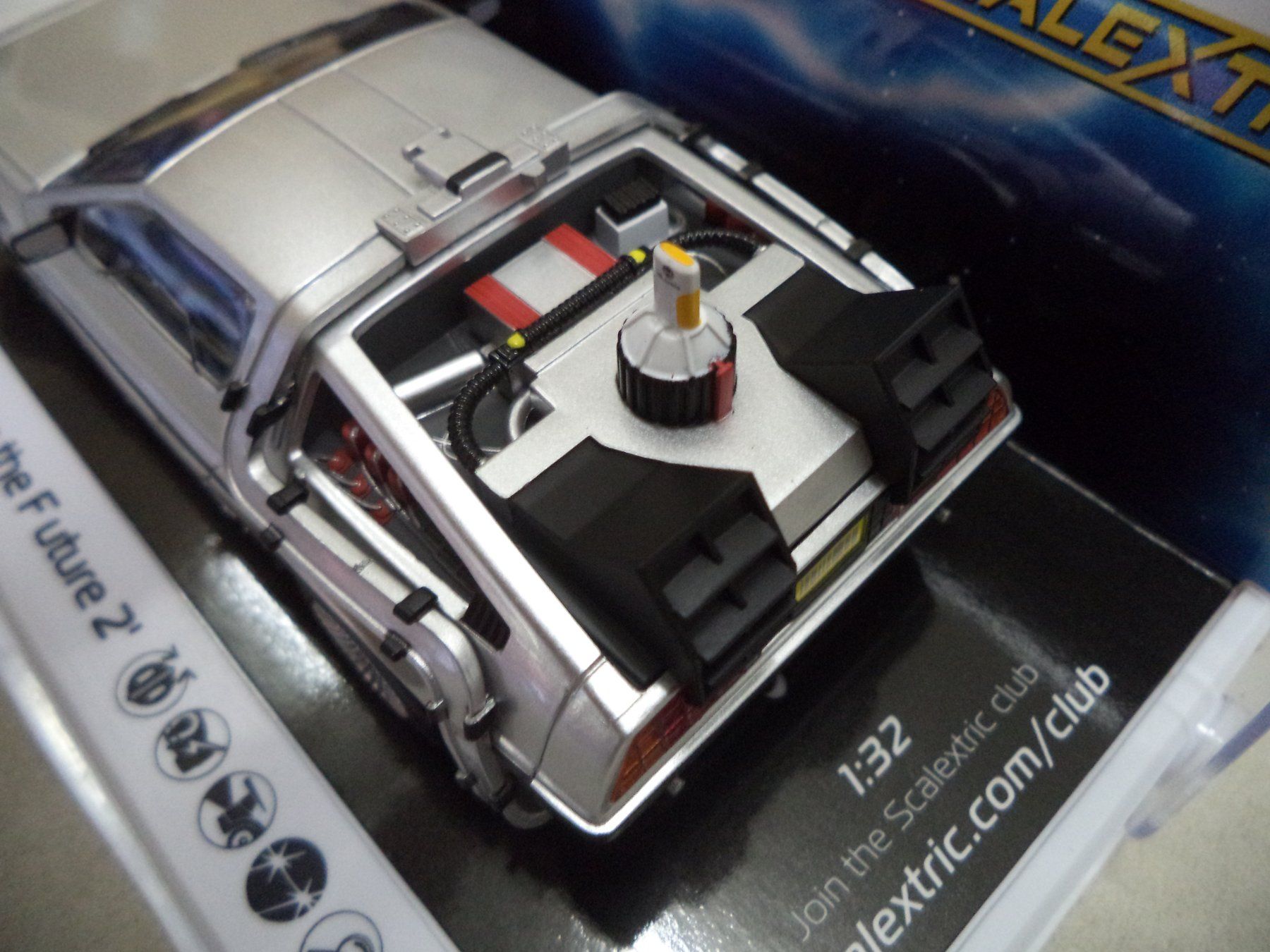 Piste: 1:32 SCALETRIX Deloren Back to the Future 2 – Usato da Rieden AG venduto da Wirth03 2