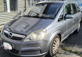 Opel Zafira B 22