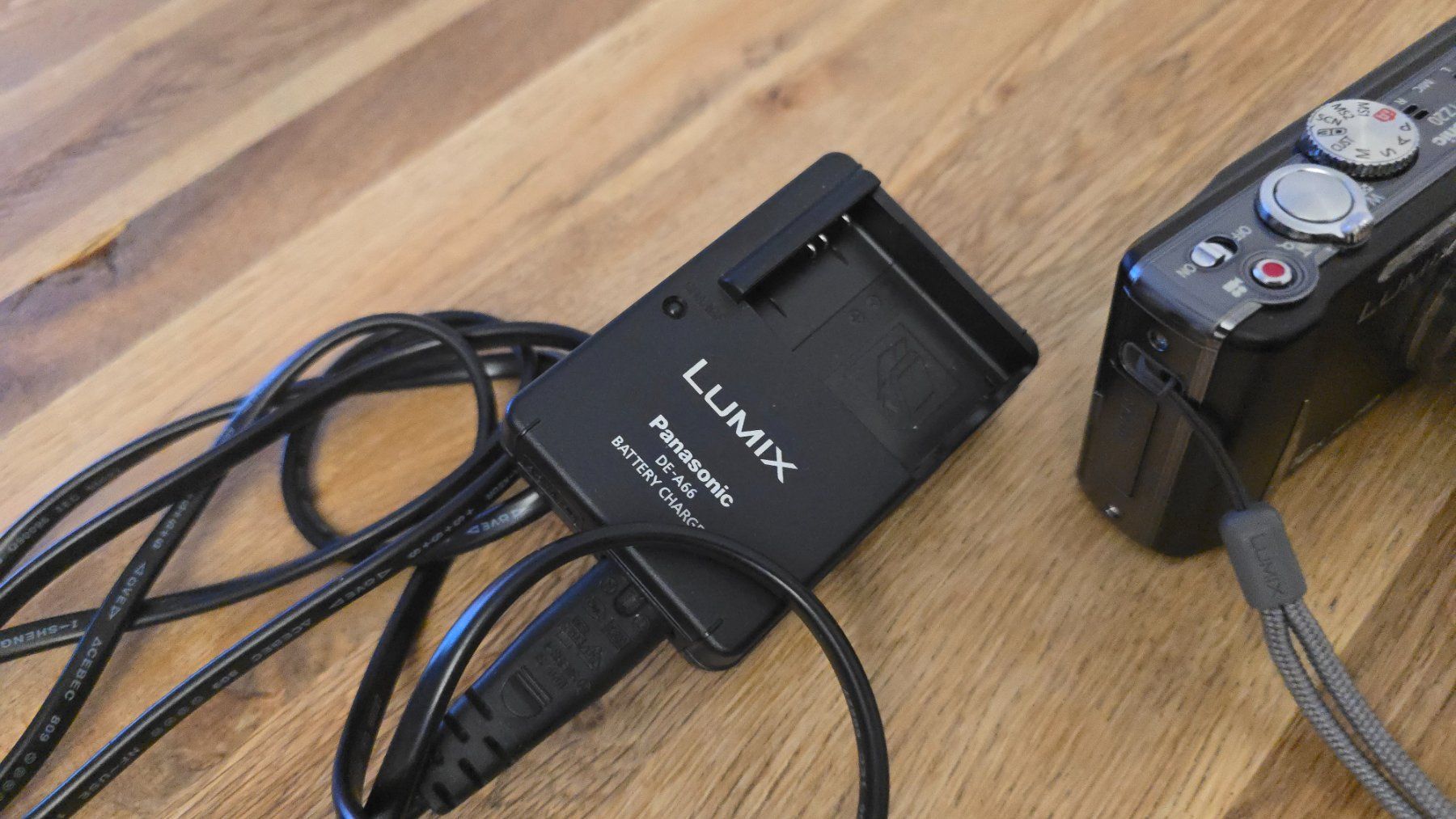 Panasonic Fotocamera: Panasonic Lumix DMC-TZ20 – Usato da Wallisellen venduto da theblacksheep 9