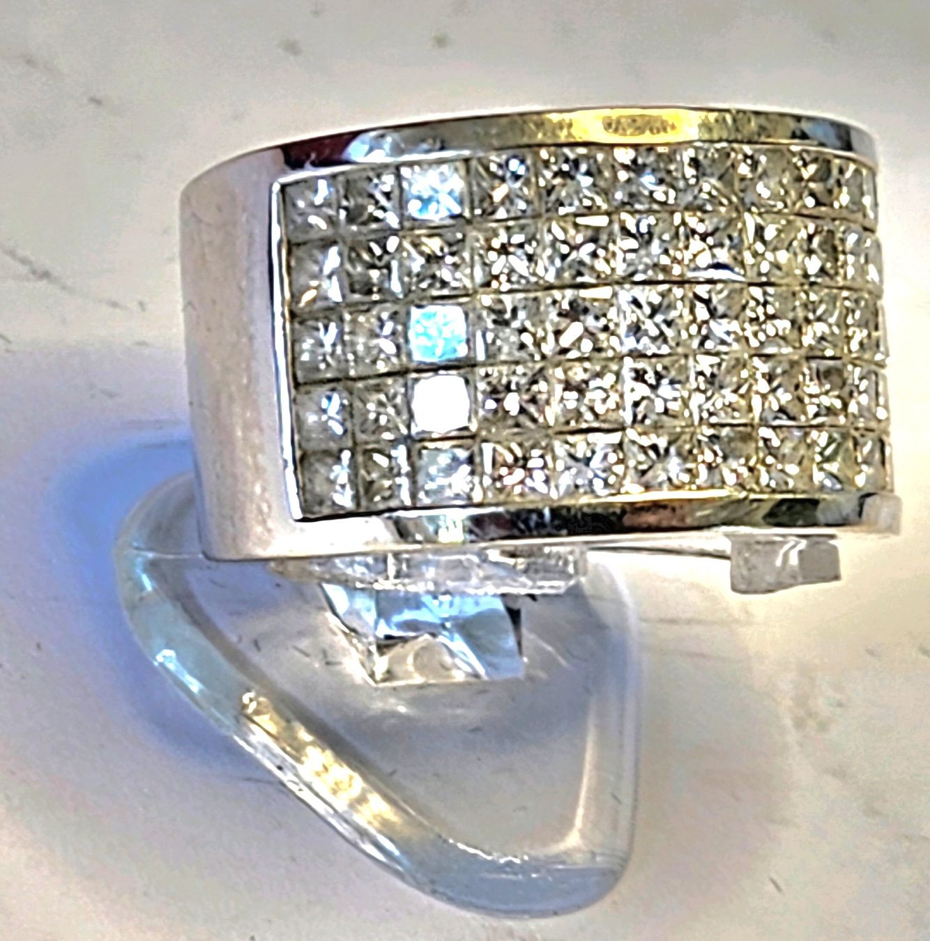 Bagues: Weissgoldring Diamanten – Neuf (Voir description) à Zürich par adriben