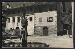 Vicosoprano, Brunnen vor dem Gemeindehau