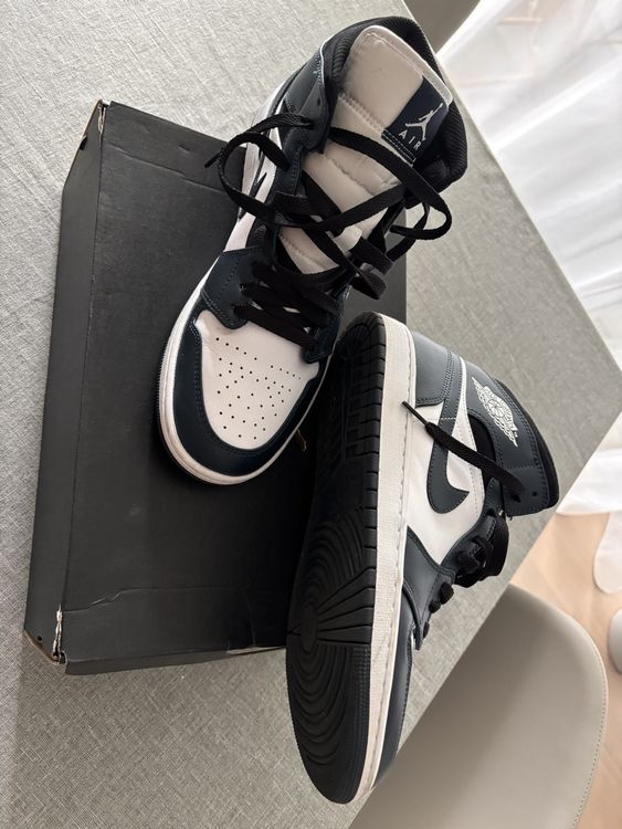 Jordan Chaussures hommes: Nike Air Jordan 1 Mid Navy Blue – D'occasion à Geneve par allgood2010 5