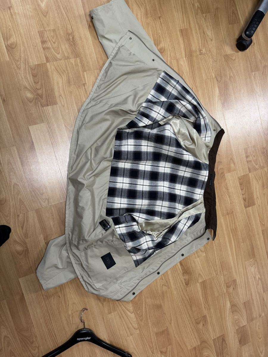 Zara Giacche: Zara Funktionsjacke – Usato da Aarwangen venduto da Duggi-04 3