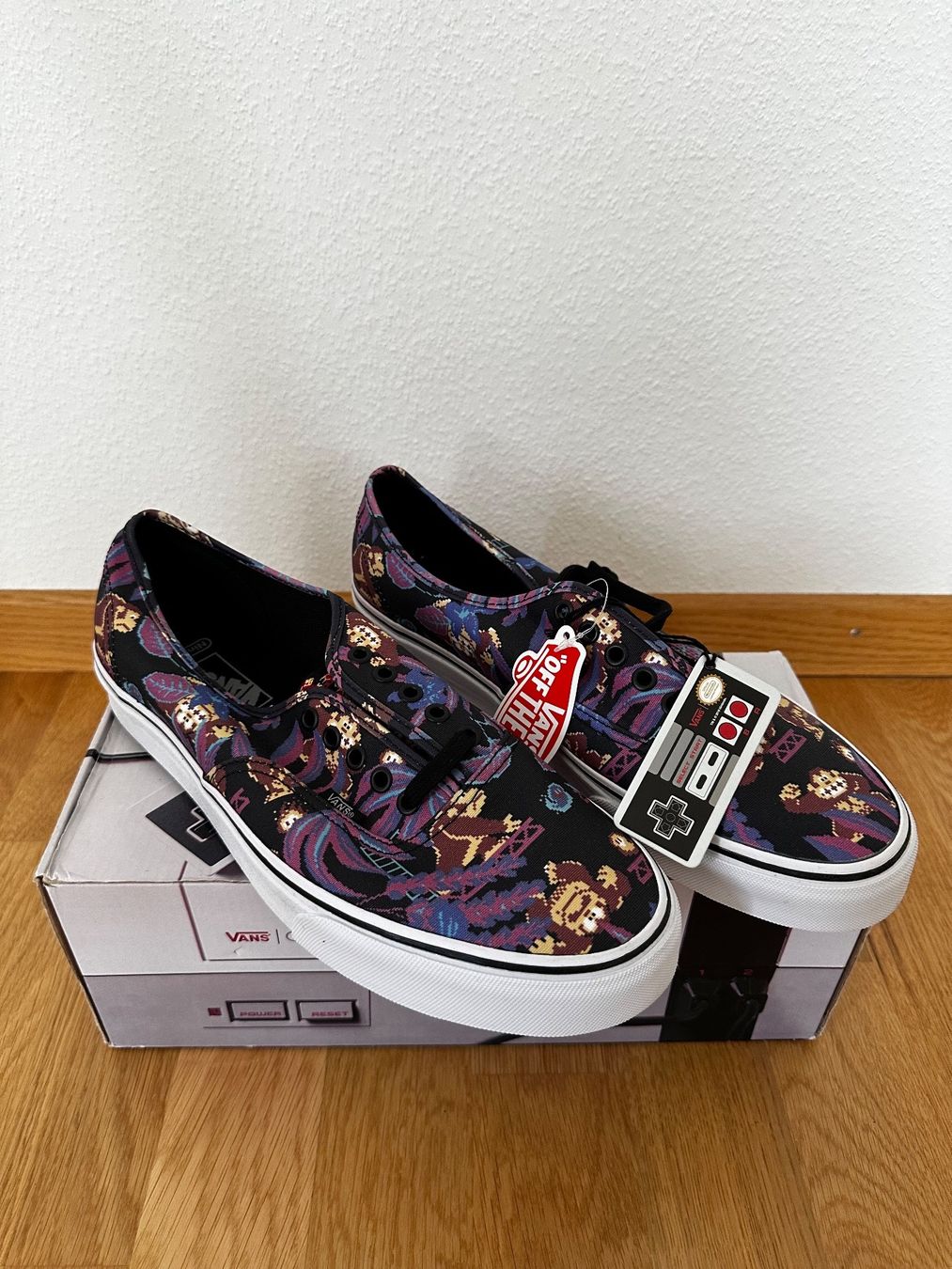 Vans Scarpe da uomo: Vans x Nintendo – Usato da Zürich venduto da ya66in