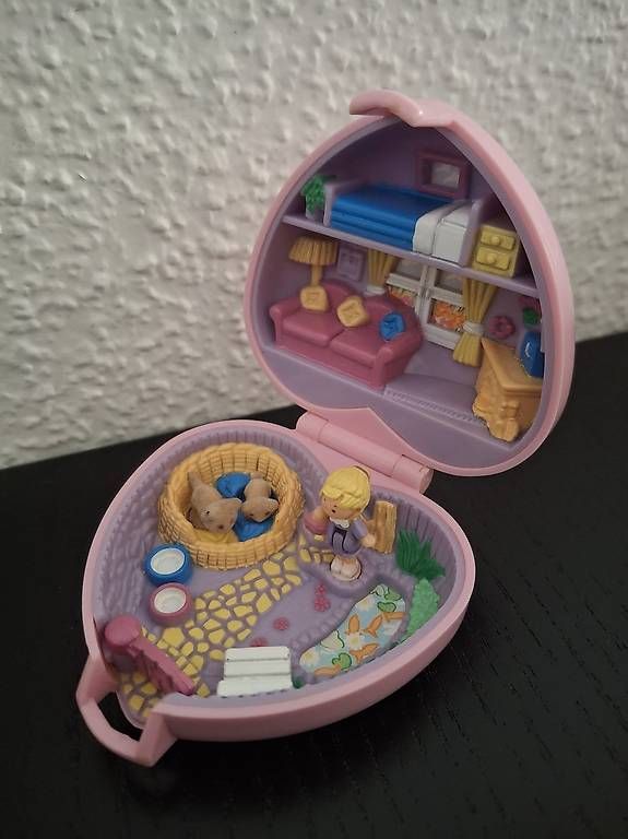 Polly Pocket Spielzeuge: 1993 Polly Pocket Kozy Kitties – Gebraucht aus Buchrain von nic_9k5l 1