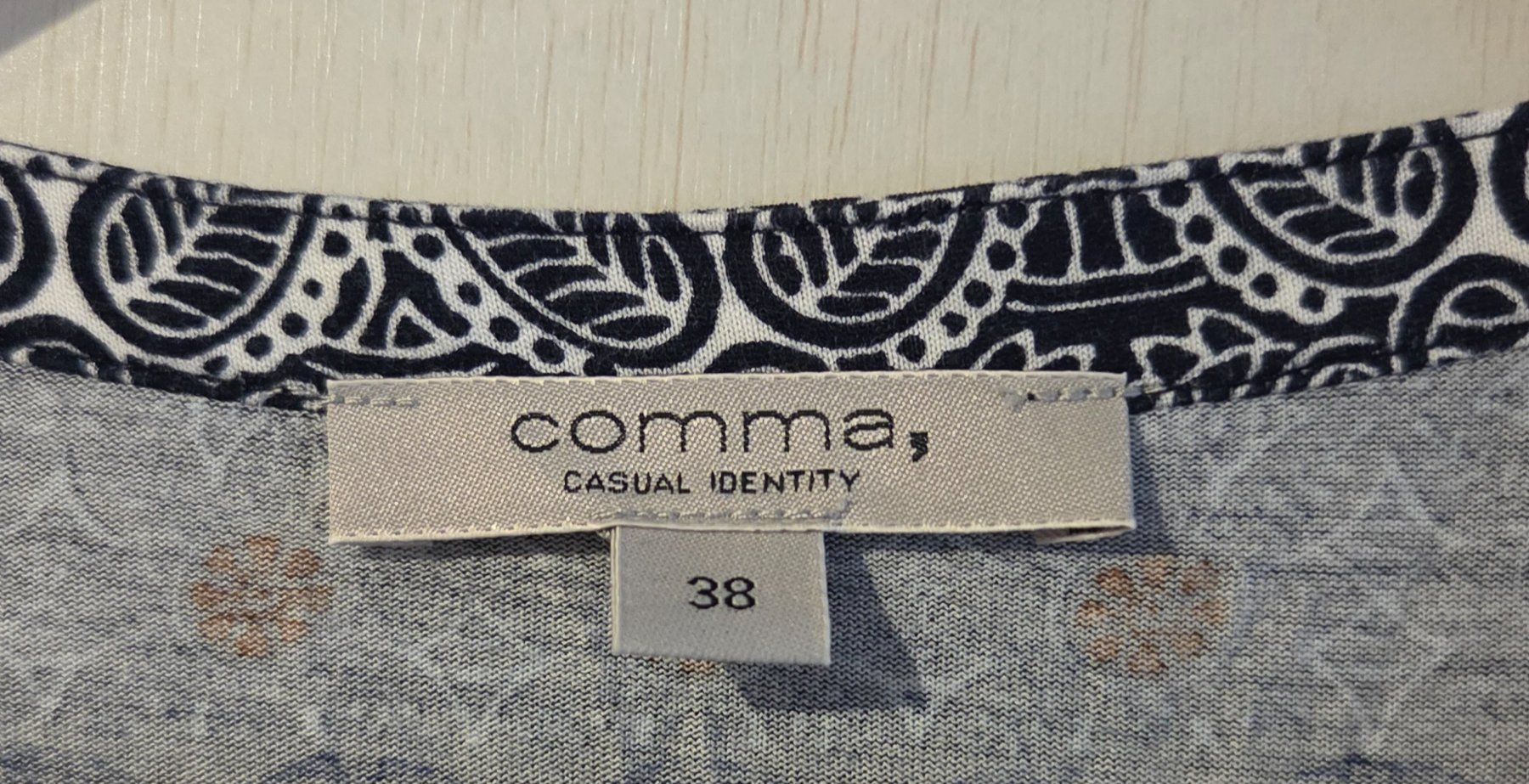 Comma Camicette: Oberteil von Comma (Grösse 38) – Usato da Zürich venduto da wile_coyote 6