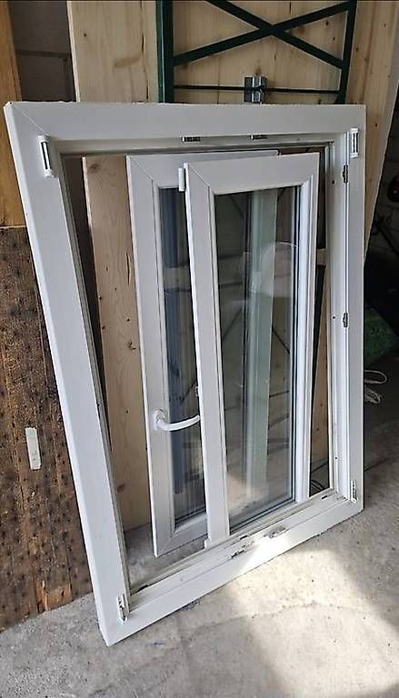 Fenêtres: Kunstofffenster – D'occasion à Dottikon par flada24