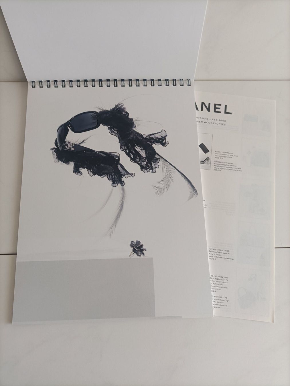 Libri: Catalogue Brochure Chanel Précollection accessoire Printemps – Usato da crans montana venduto da AB3963 1
