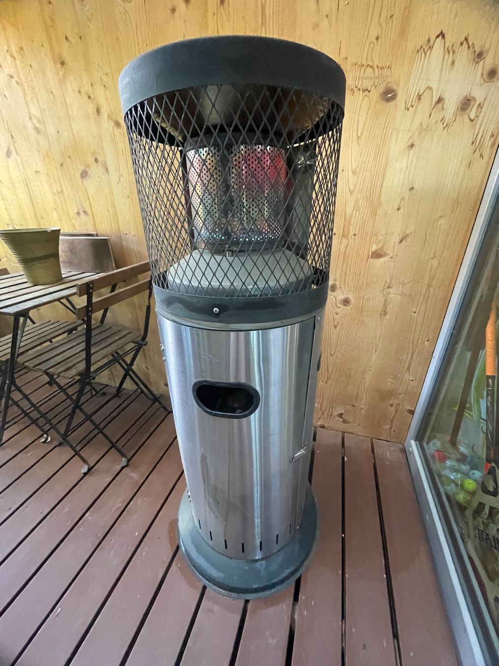 Radiatori: Heizstrahler MIT Gasflasche, Inklusive! – Usato da Hindelbank venduto da Bluey2 1