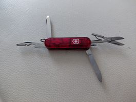 Victorinox Midnite Manager rot transparent Zustand Top 