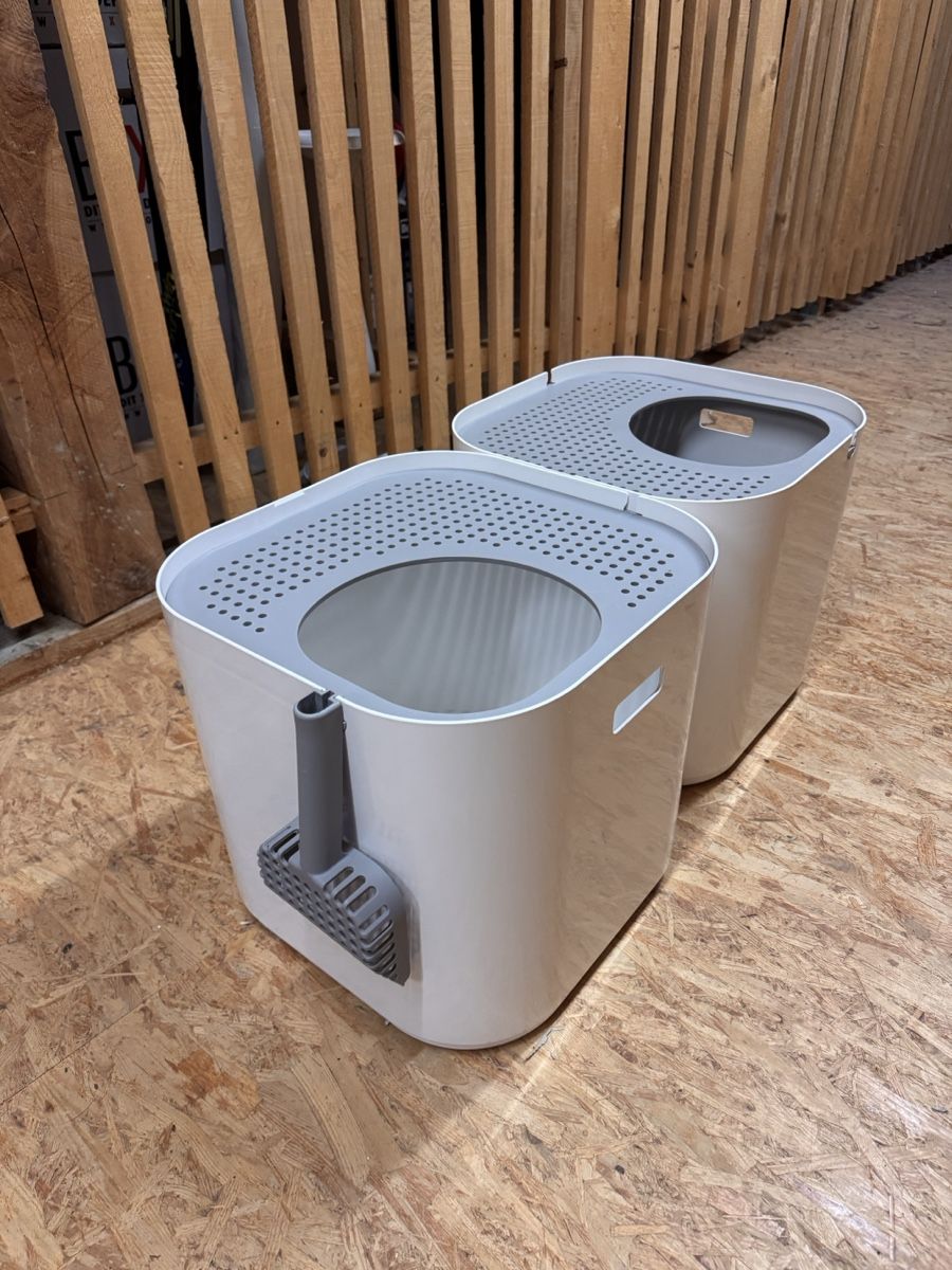 WC: 2x Modkat Katzentoiletten Cat Litter Boxes – Usato da Kriens venduto da anastasiya_kriens