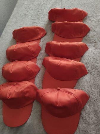 Casquettes orange Lot de 9 neuves Taille unique