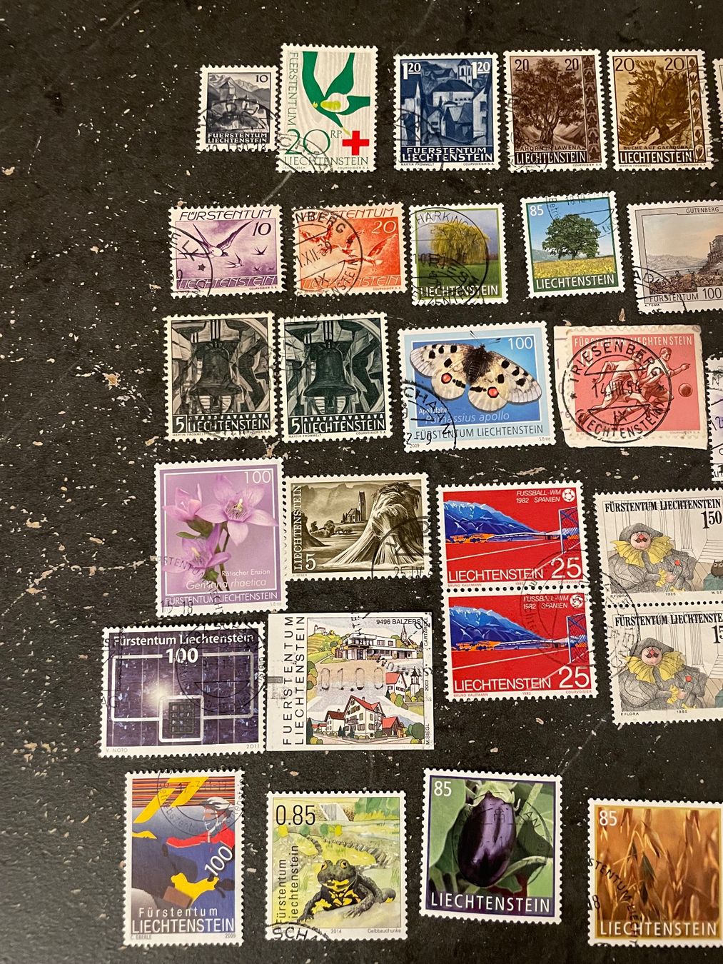 Tous les timbres: Lot Liechtenstein – D'occasion à St-Légier-Chiésaz par Theo006 3