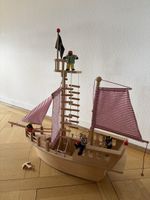 Grosses Holzspielzeug Piratenschiff mit Figuren