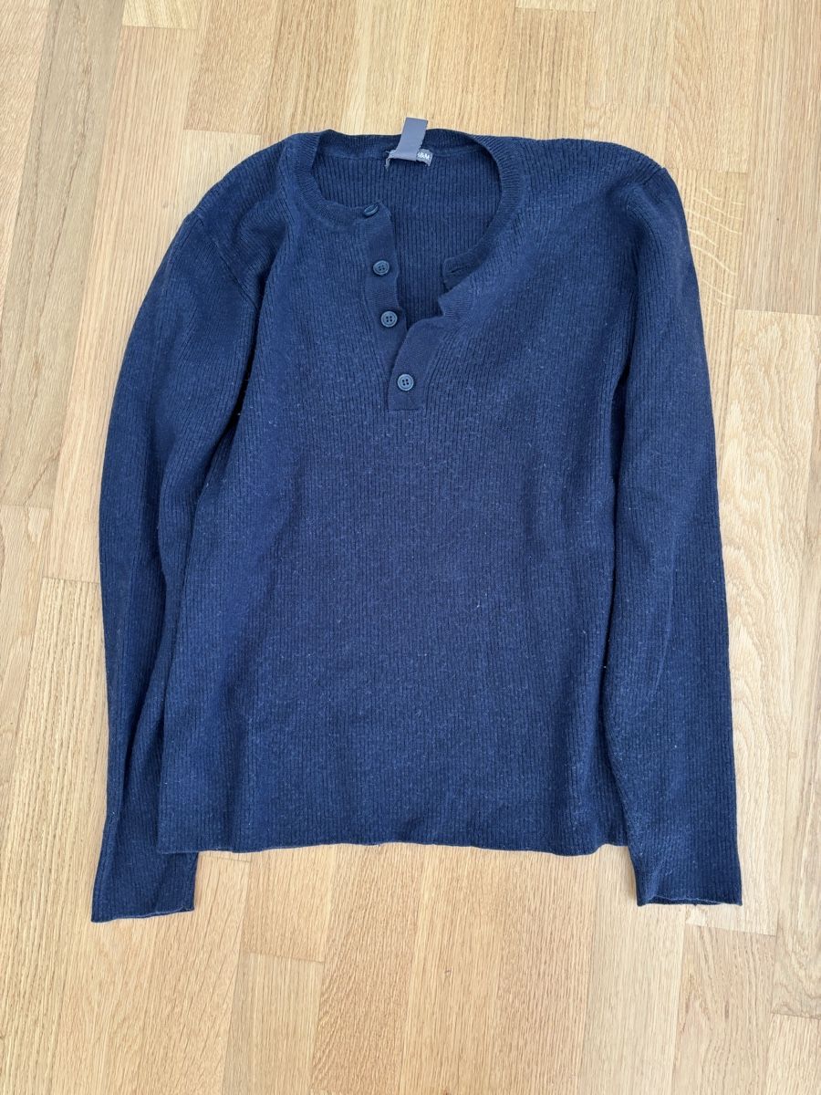Pullover & Sweatshirts: Super weicher Pullover Merinowolle Gr. L – Gebraucht aus Remetschwil von est_zk69
