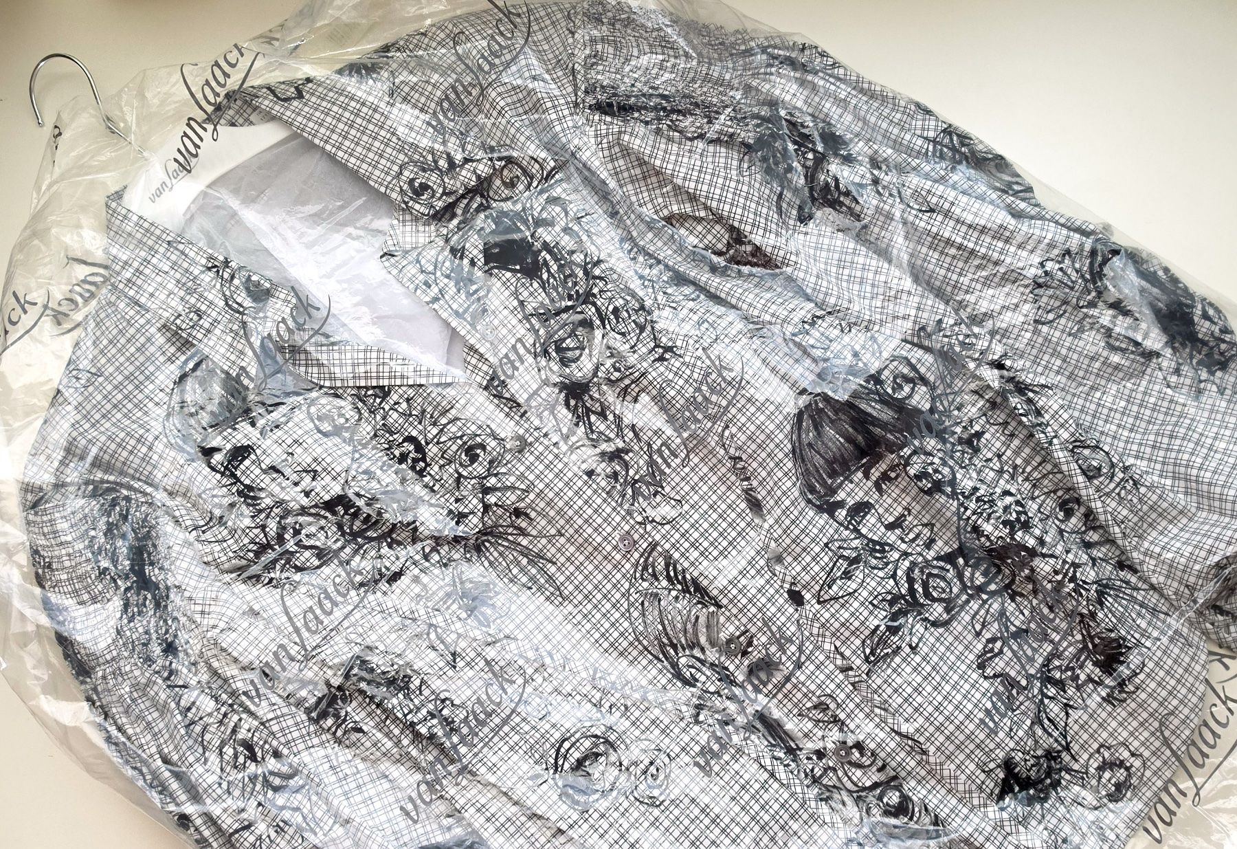 Van Laack Chemisiers: Van Laack Damen Bluse mit Ballonärmeln Gr.42 – D'occasion à Zwingen par sinarp2 3