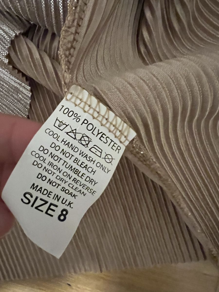 Vestiti: Gold Glänzendes Kleid – Nuovo (secondo la descrizione) da Biel/Bienne venduto da Peeeep10 2