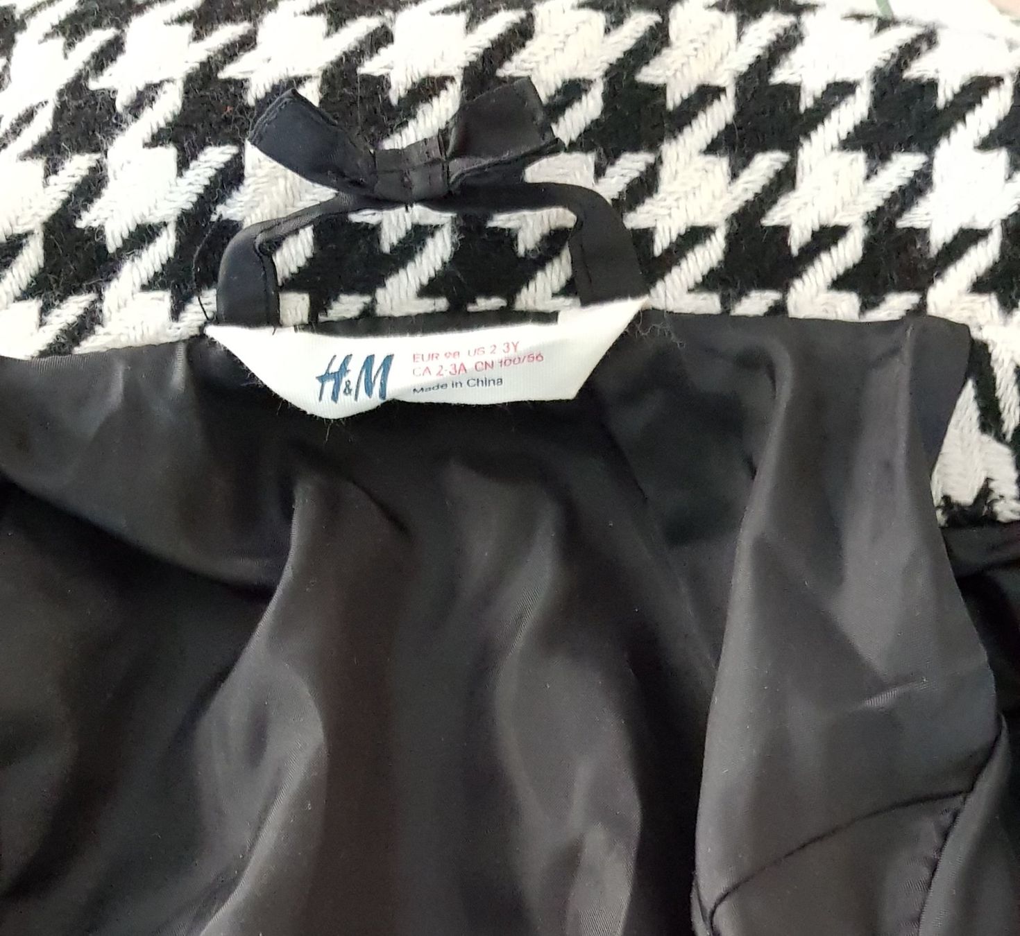 H&M Jacken & Mäntel: Kindermantel Mädchen H&M 98cm 2-3J – Gebraucht aus Unterseen von rej_lnk9 4