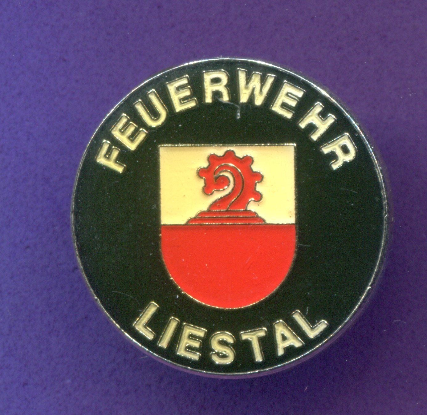 Placchette & Badge: Feuerwehr  LIESTAL – Usato da Winterthur venduto da Sammleroase