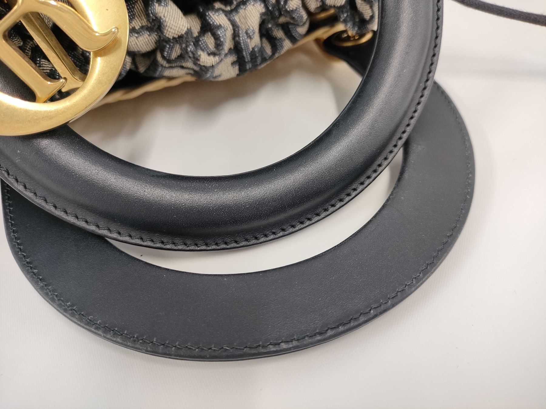 Dior Borse da donna: Lady Dior Special Edition – Usato da St. Gallen venduto da Love_Luxury 4