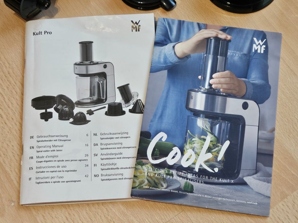 WMF Küchengeräte: WMF Kult Pro Spiralschneider mit Citruspresse – Gebraucht aus Jona von ASMARADO 3