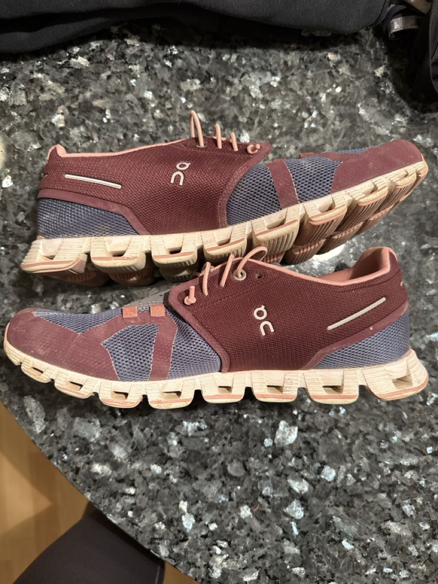 Scarpe da donna: Turnschuhe On – Usato da Muotathal venduto da sin_pdj6 1