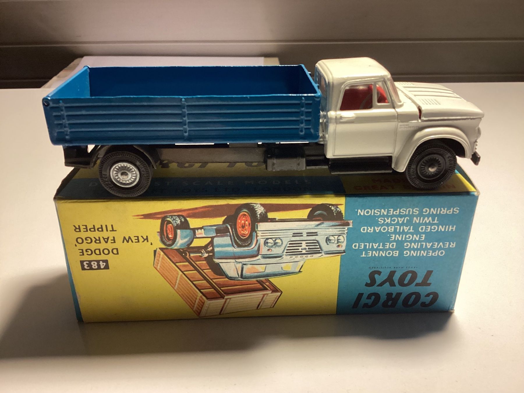 Camionnette Dodge Kew Fargo Bleue Corgi Toys - Occasion - Modèle Miniature Vintage