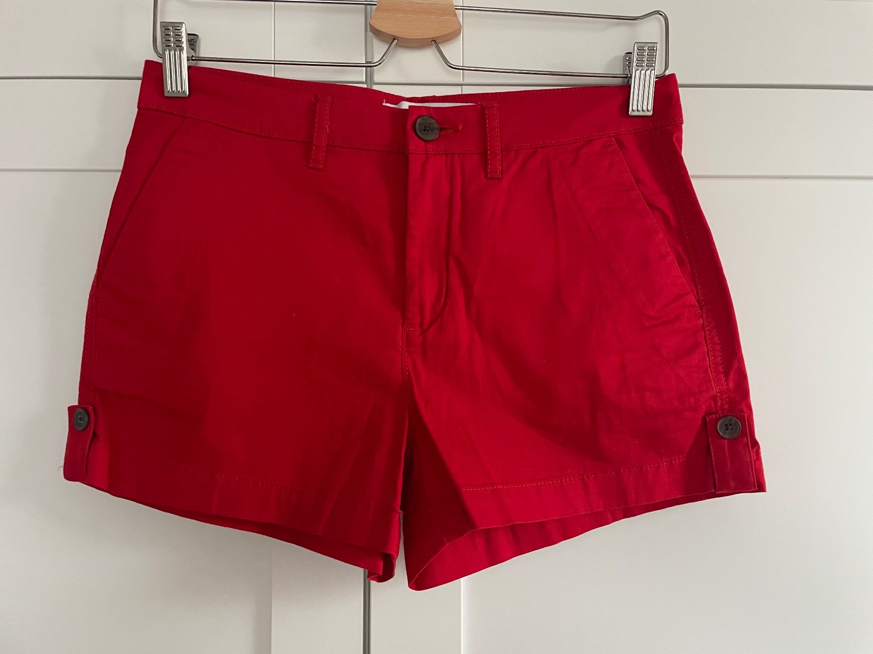 Mango Pantaloni: Shorts MANGO Gr. 36 – Usato da Lützelflüh-Goldbach venduto da Christian1980