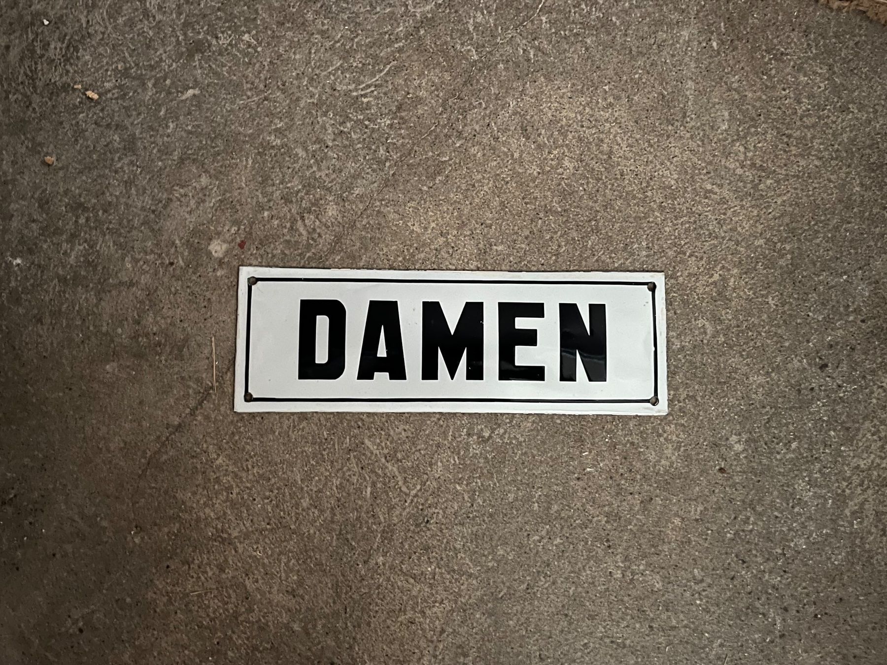 Insegne: Altes Emailschild DAMEN – Usato da Steffisburg venduto da Reitschel5 1