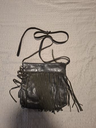 Ledertasche mit Fransen