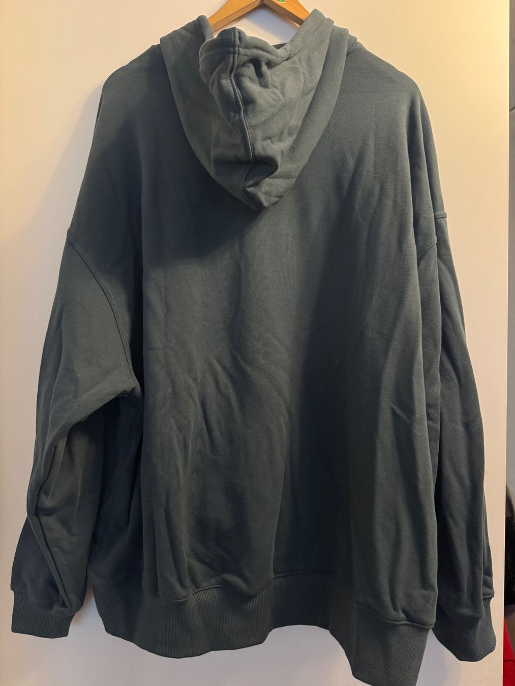 Nike Pullover & Sweatshirts: Nike Hoodie Oversized – Gebraucht aus Obfelden von cesarina10 3