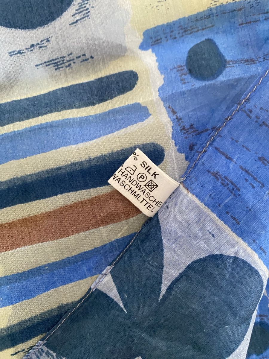 Foulard & Sciarpe: Seiden Schal 🌸 – Usato da Opfikon venduto da Luis144 3