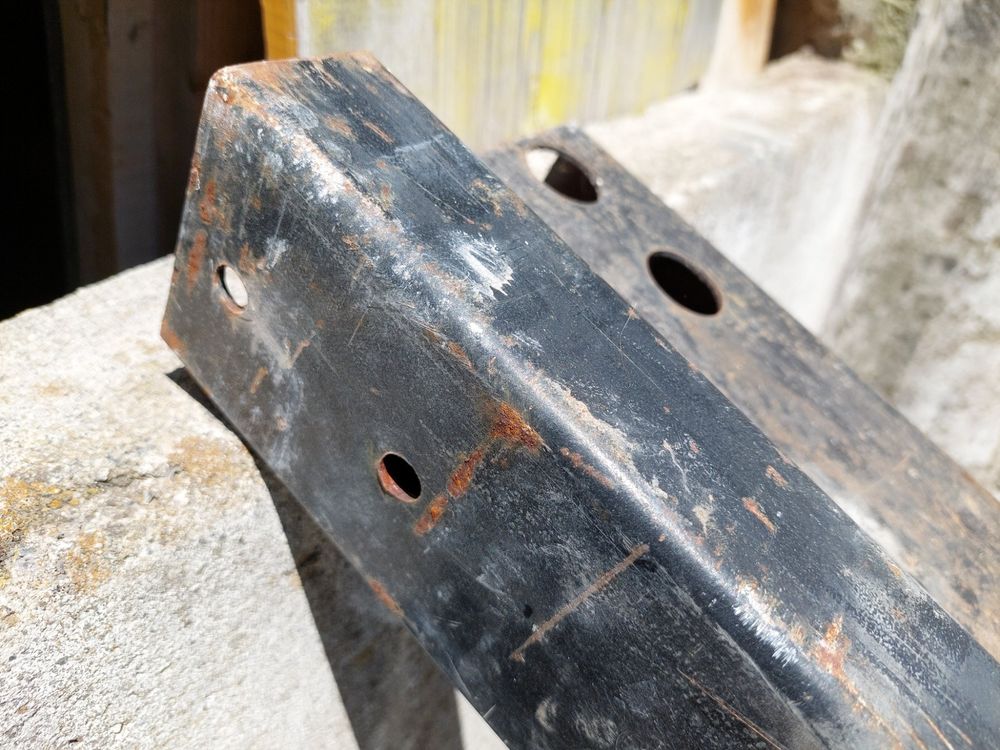 Travi: Vierkantrohr Eisen Stahl 2 Stk. – Usato da Dürrenäsch venduto da mogbo18 3