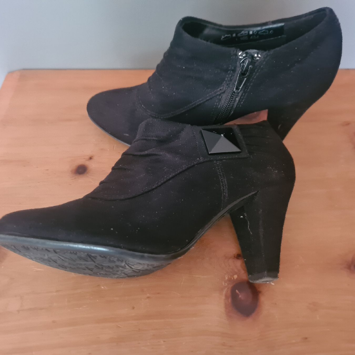 Graceland Scarpe da donna: Absatz - Stiefelette Gr. 35  – Usato da Steinen venduto da turbogeiss99