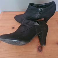 Absatz - Stiefelette Gr. 35 