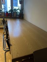 Holztisch