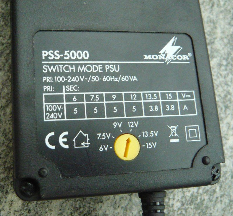 Ladegeräte: Netzgerät für 12V Autostecker – Gebraucht aus Ruggell von Btt 1