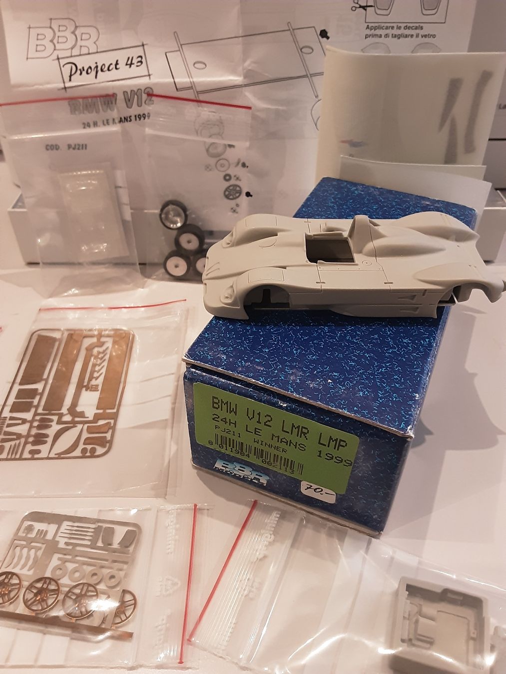 Kit di modellismo & Modellini statici: BMW V12 24H le mans 1999 – Nuovo e nell'imballaggio originale da Lodrino venduto da gtv79